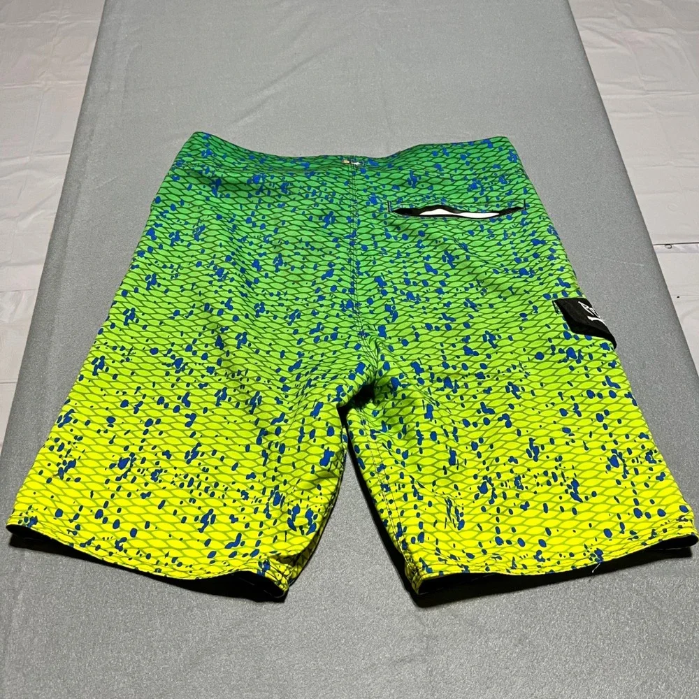 Pelagic Mens Mahi Fish Scale Board Shorts Green Blue Splatter Size 32 235-G